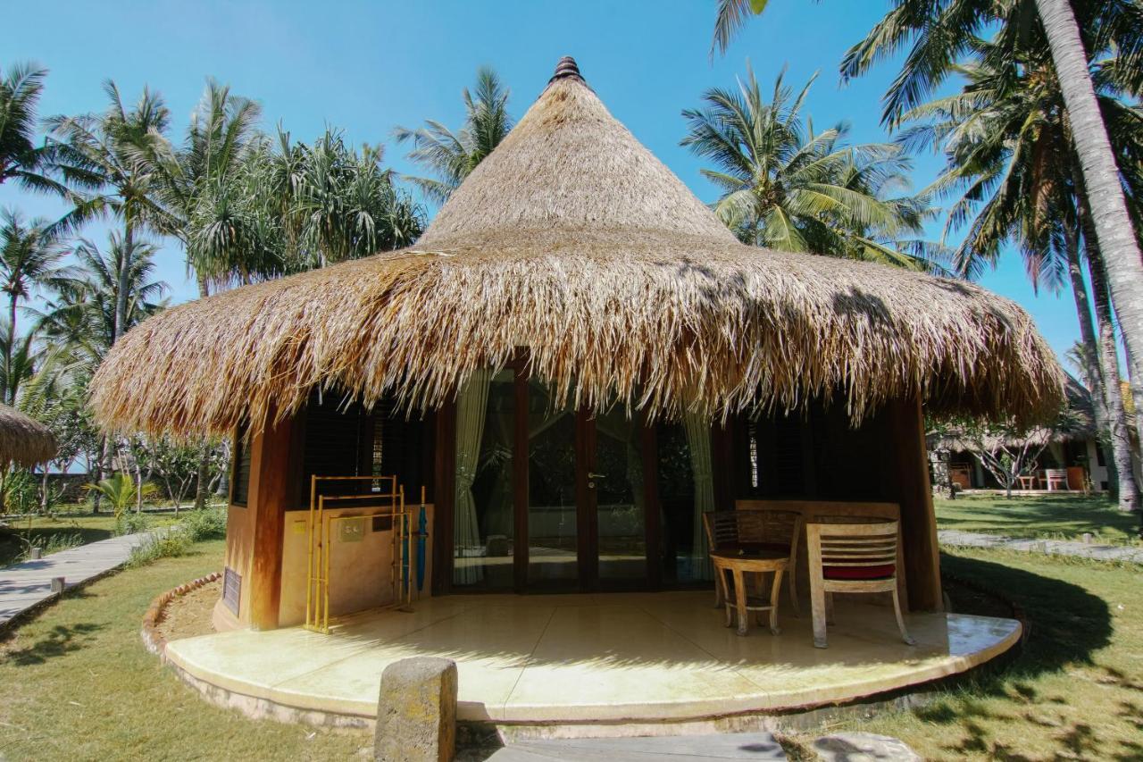 Le Nusa Beach Club นูซาเลมโบงัน ภายนอก รูปภาพ